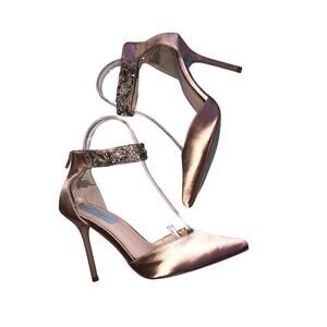 Betsy Johnson Kali Pumps Size 8.5 Nude Satin Crystals Beads Fairy Prom Evening